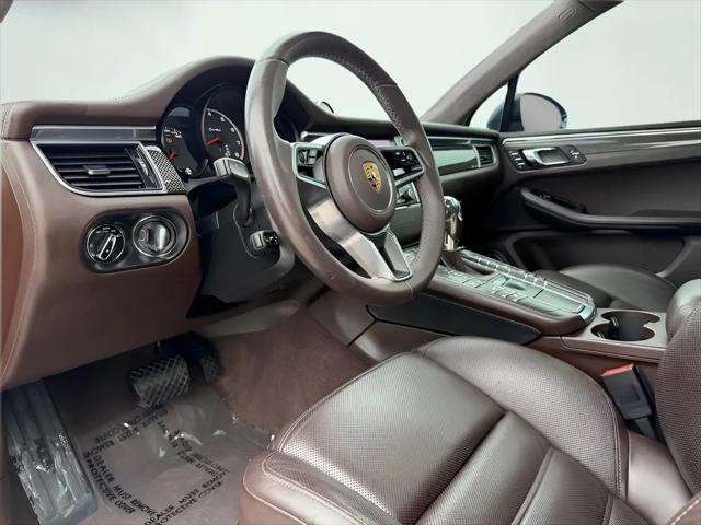 2017 Porsche Macan Turbo