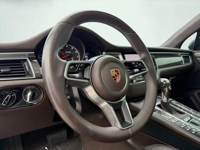 2017 Porsche Macan Turbo