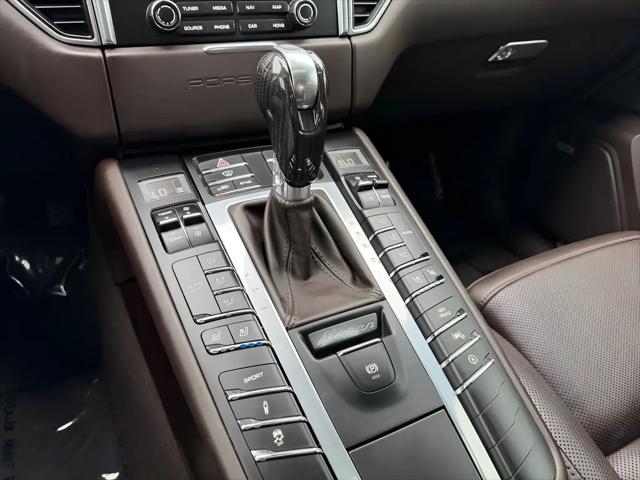 2017 Porsche Macan Turbo