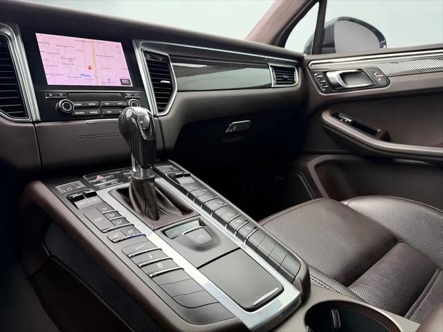 2017 Porsche Macan Turbo