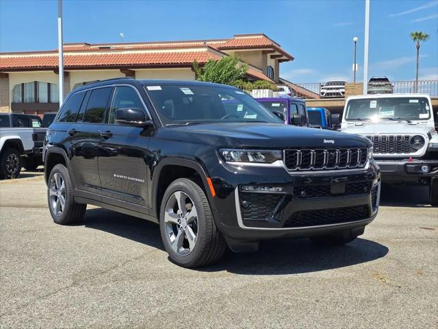 2026 Jeep Grand Cherokee Limited 4x4 for sale in San Fernando, CA