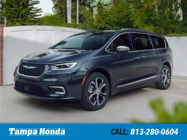 2022 Chrysler Pacifica Touring L for sale in Tampa, FL