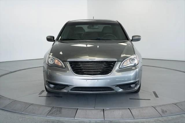2013 Chrysler 200 Limited