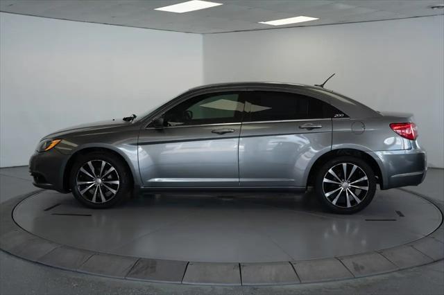 2013 Chrysler 200 Limited