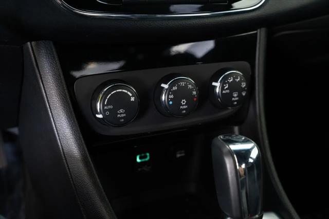 2013 Chrysler 200 Limited