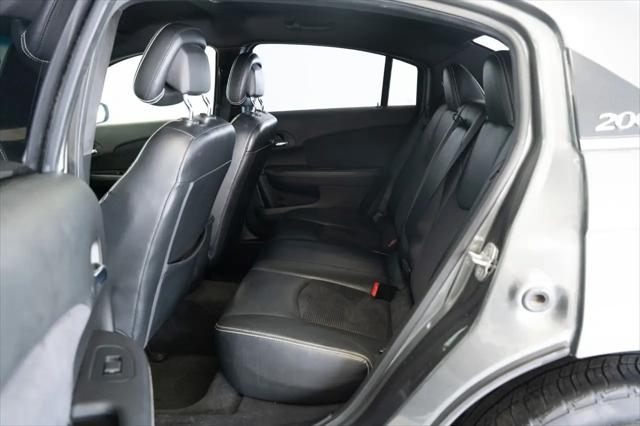 2013 Chrysler 200 Limited
