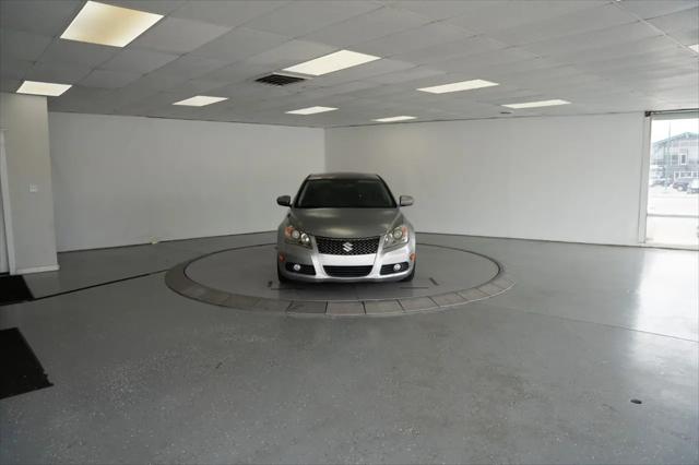 2012 Suzuki Kizashi 4dr Sdn CVT AWD SE