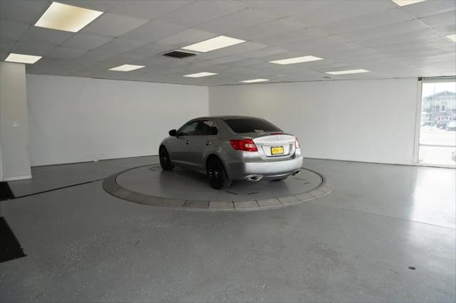 2012 Suzuki Kizashi 4dr Sdn CVT AWD SE