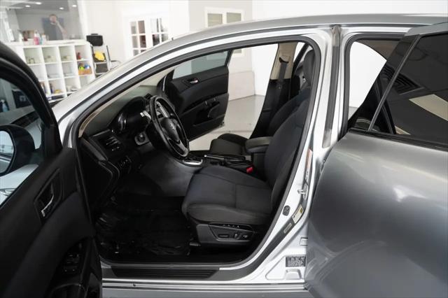 2012 Suzuki Kizashi 4dr Sdn CVT AWD SE