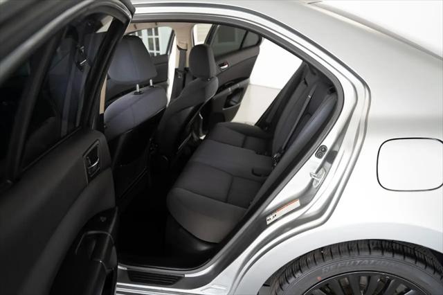2012 Suzuki Kizashi 4dr Sdn CVT AWD SE