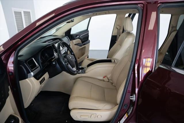 2015 Toyota Highlander AWD 4dr V6 Limited (Natl)