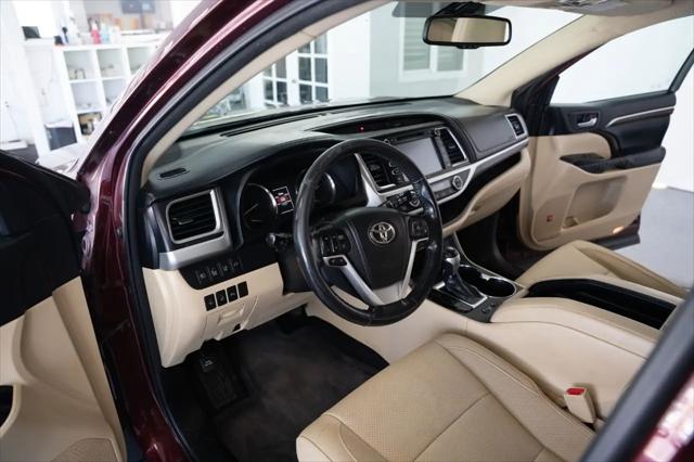 2015 Toyota Highlander AWD 4dr V6 Limited (Natl)