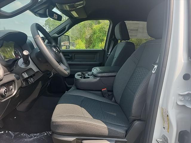 2026 Ram 2500 Black Express Crew Cab 4x4 64 Box