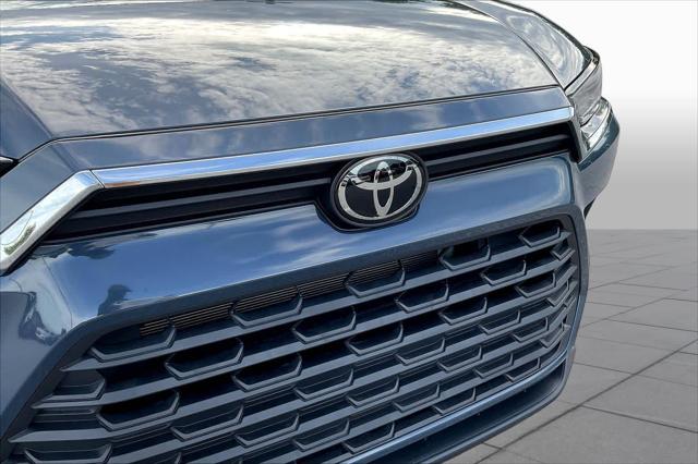 Certified Used 2025 Storm Cloud Toyota Hybrid LE image 62