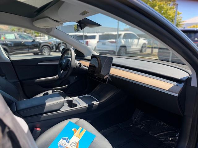2021 Tesla Model 3 Standard Range Plus Rear-Wheel Drive