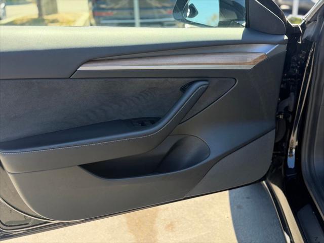 2021 Tesla Model 3 Standard Range Plus Rear-Wheel Drive