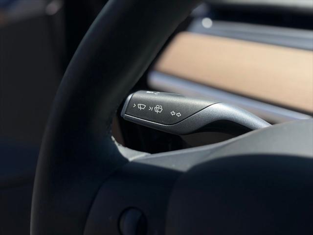 2021 Tesla Model 3 Standard Range Plus Rear-Wheel Drive