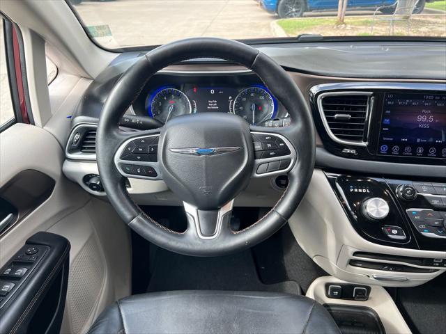 2017 Chrysler Pacifica Touring-L Plus
