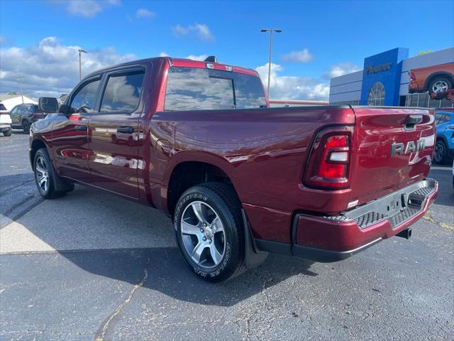 2025 Ram 1500 Tradesman Crew Cab 4x4 5'7" Box