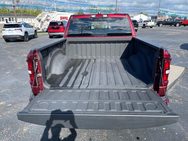 2025 Ram 1500 Tradesman Crew Cab 4x4 5'7" Box