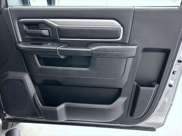2024 Ram 2500 Tradesman Regular Cab 4x4 8 Box