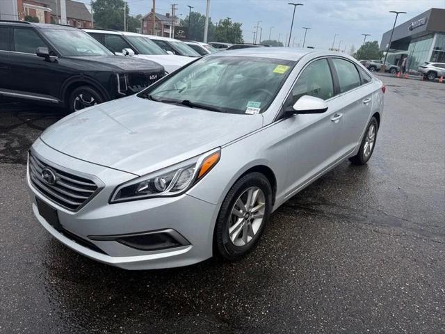 2016 Hyundai Sonata SE 2016 Hyundai Sonata SE