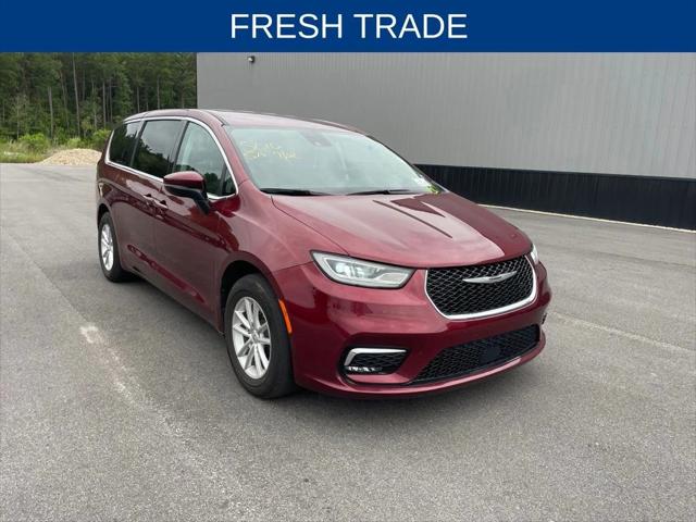 2023 Chrysler Pacifica Touring L for sale in New Bern, NC