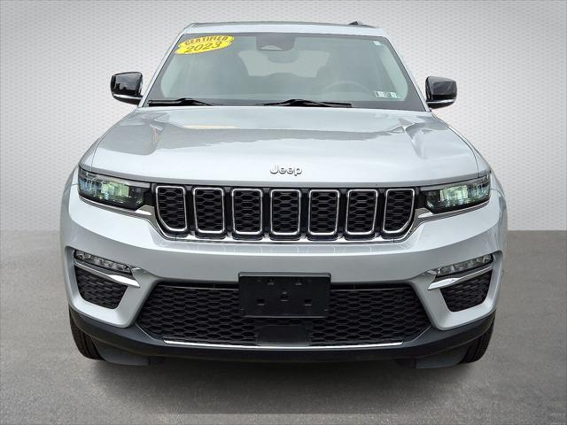 2023 Jeep Grand Cherokee Limited 4x4 2023 Jeep Grand Cherokee Limited 4x4