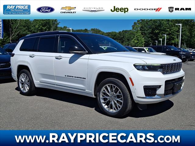2023 Jeep Grand Cherokee L Summit 4x4 2023 Jeep Grand Cherokee L Summit 4x4