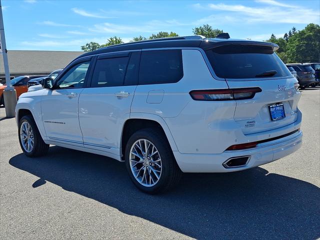 2023 Jeep Grand Cherokee L Summit 4x4 2023 Jeep Grand Cherokee L Summit 4x4