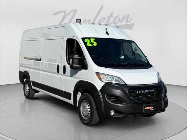 2025 RAM ProMaster 2500 Cargo Van Tradesman High Roof 159 WB w/Pass Seat