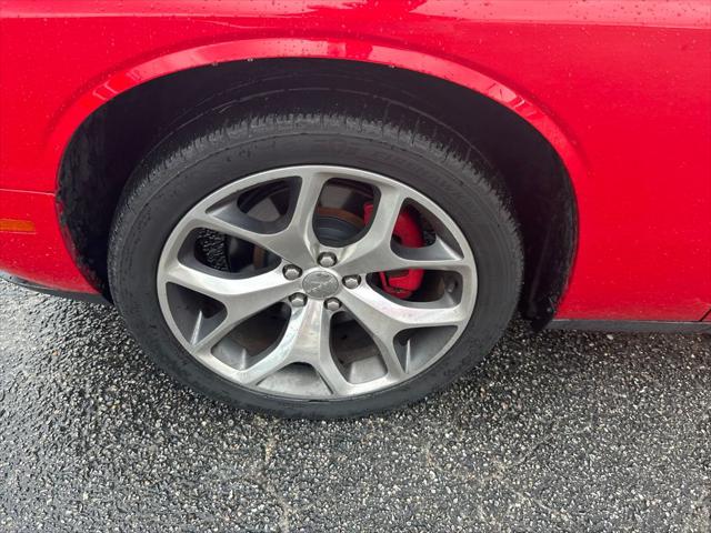 2015 Dodge Challenger SXT Plus