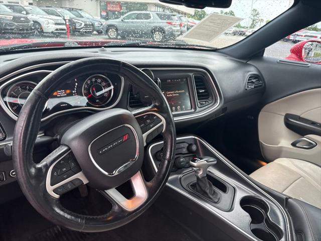 2015 Dodge Challenger SXT Plus