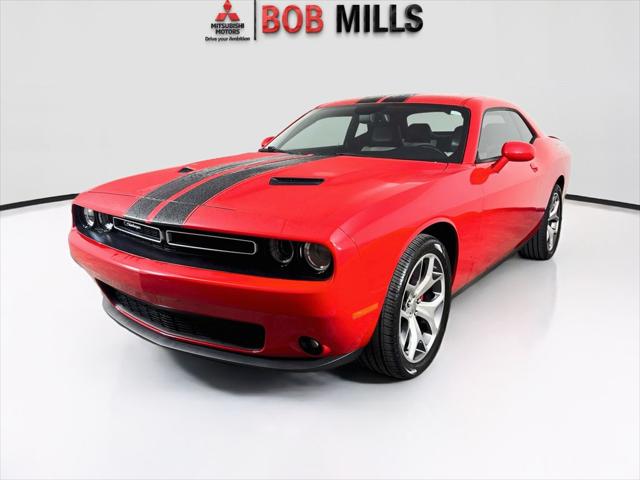 2015 Dodge Challenger SXT Plus
