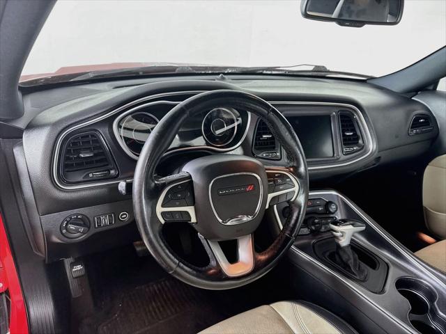 2015 Dodge Challenger SXT Plus