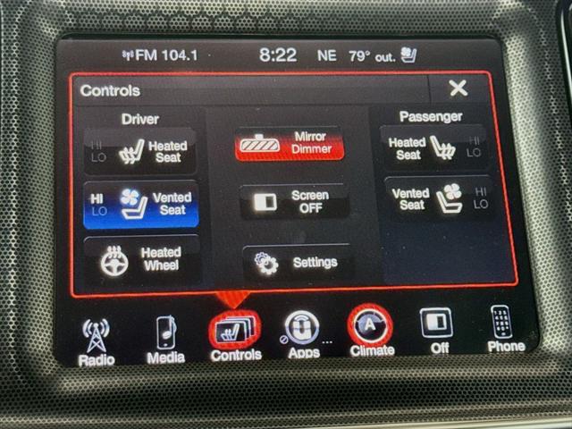 2015 Dodge Challenger SXT Plus