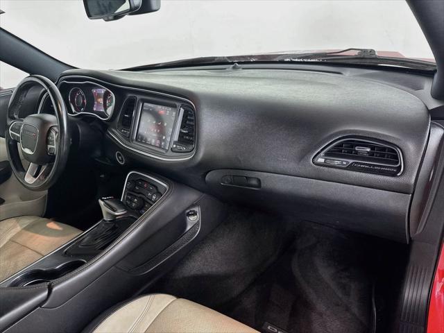 2015 Dodge Challenger SXT Plus