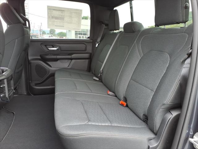 2026 Ram 1500 Express Crew Cab 4x4 57 Box