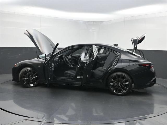 2025 Lexus IS 350 F SPORT Design