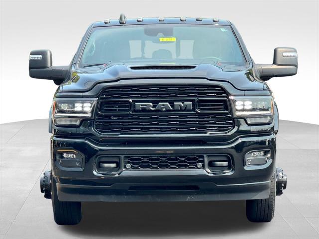 2023 Ram 3500 Limited Mega Cab 4x4 6'4" Box