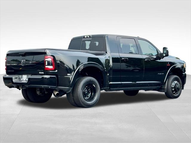 2023 Ram 3500 Limited Mega Cab 4x4 6'4" Box