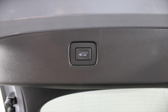 2026 Buick NV Sport Touring FWD