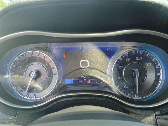 2021 Chrysler 300 Touring