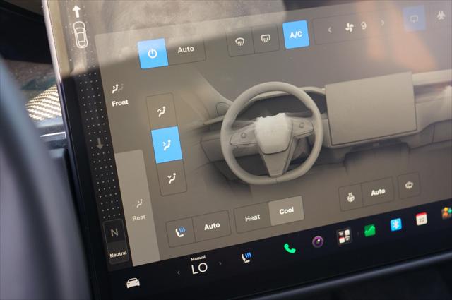 2022 Tesla Model S Plaid Tri Motor All-Wheel Drive