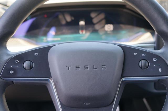 2022 Tesla Model S Plaid Tri Motor All-Wheel Drive