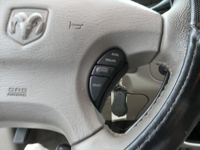 2003 Dodge Ram 3500 SLT/Laramie
