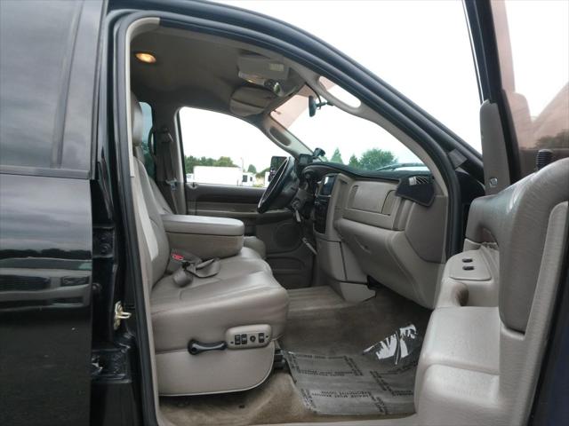 2003 Dodge Ram 3500 SLT/Laramie