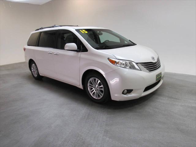 2015 Toyota Sienna XLE 7 Passenger Auto Access Seat 4dr Mini Van for sale in Salina, KS
