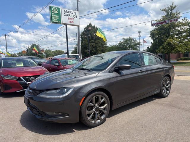 2015 Chrysler 200 S