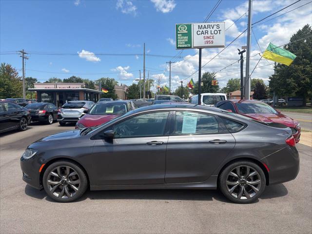 2015 Chrysler 200 S